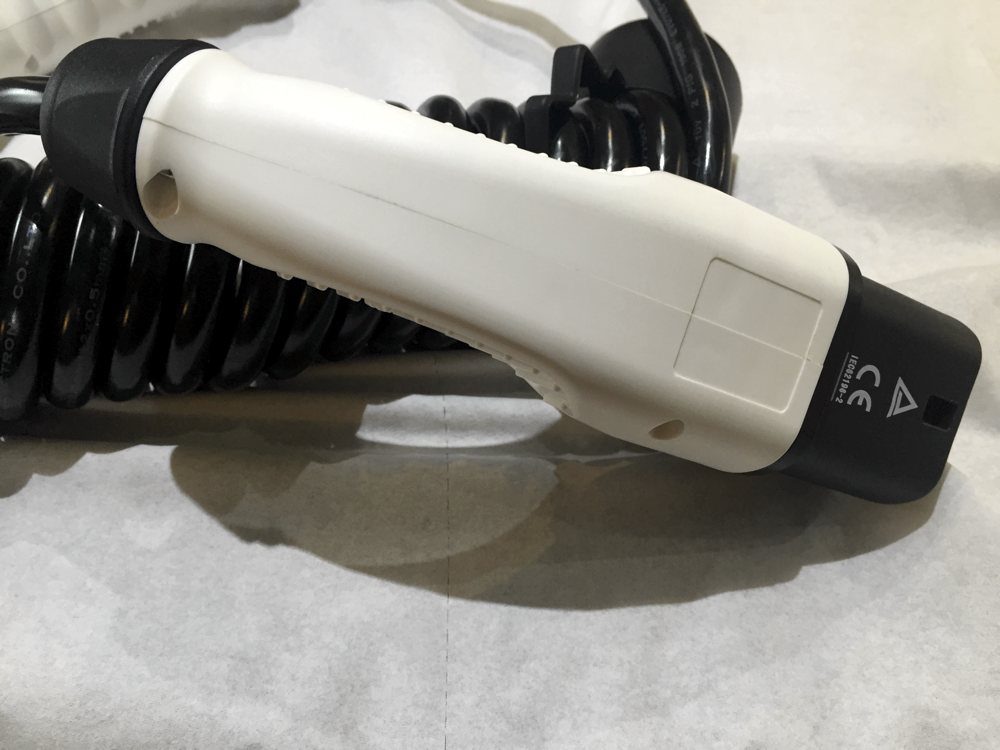 Type 1 - Type 2 Coiled charging cable 16amp close up
