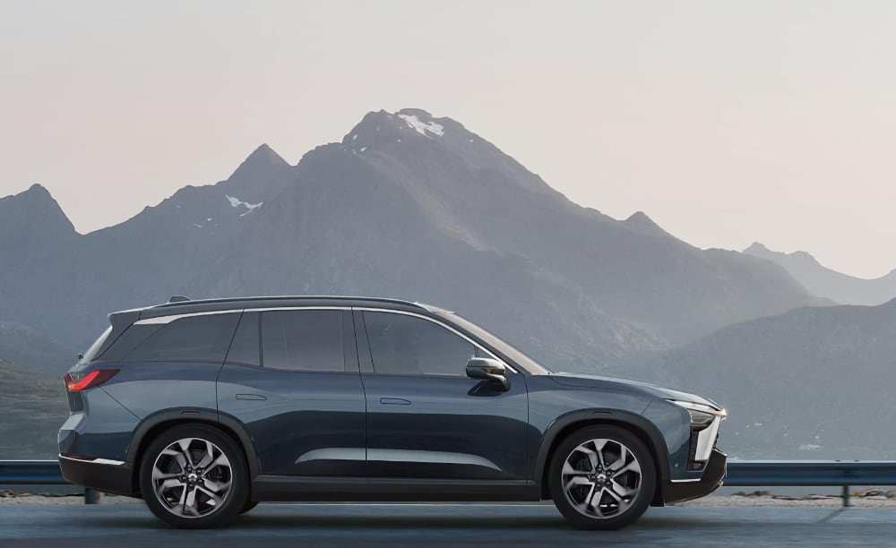 Nio ES8